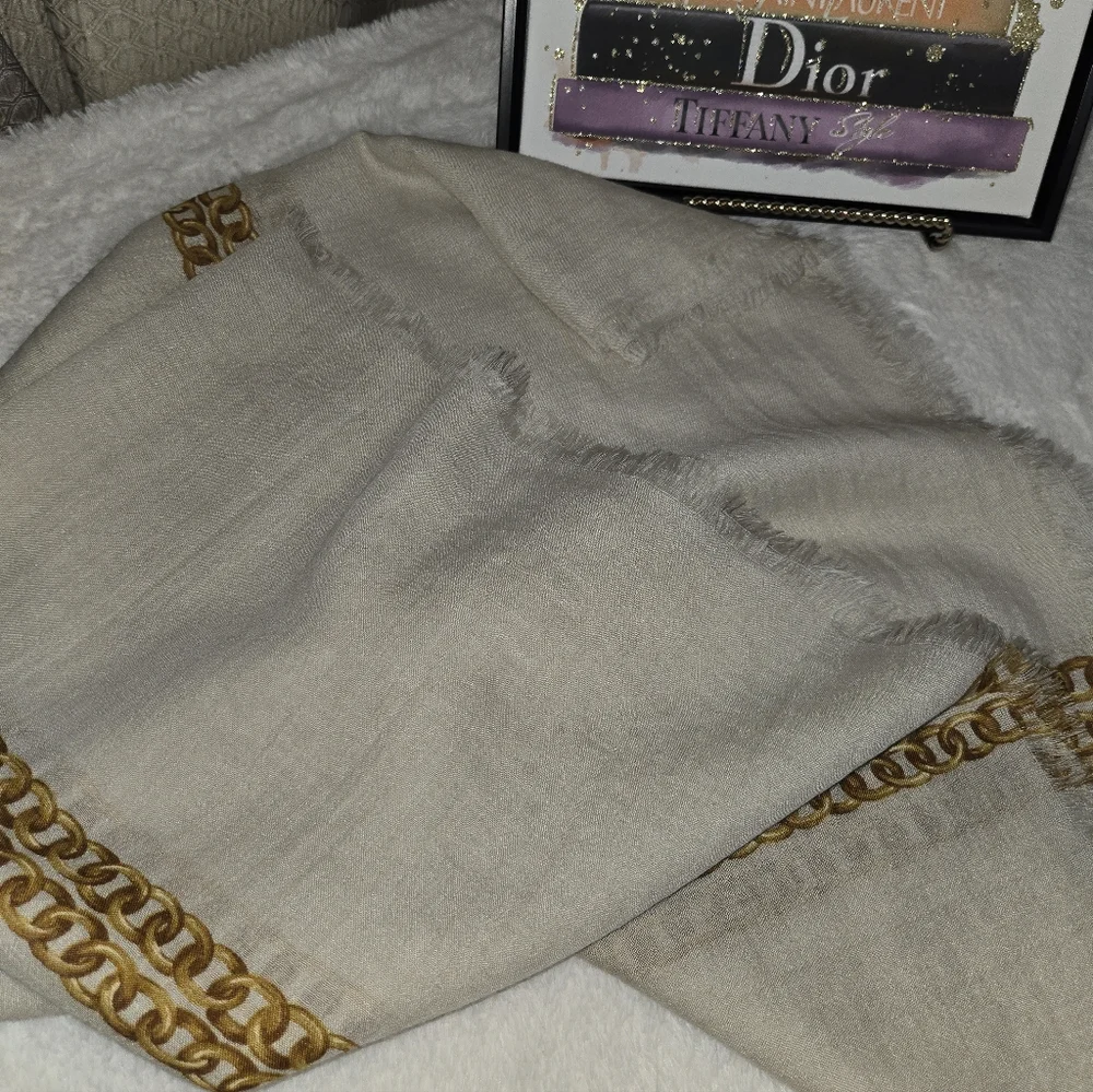 🔥 Chanel Chain Scarf EUC 🔥